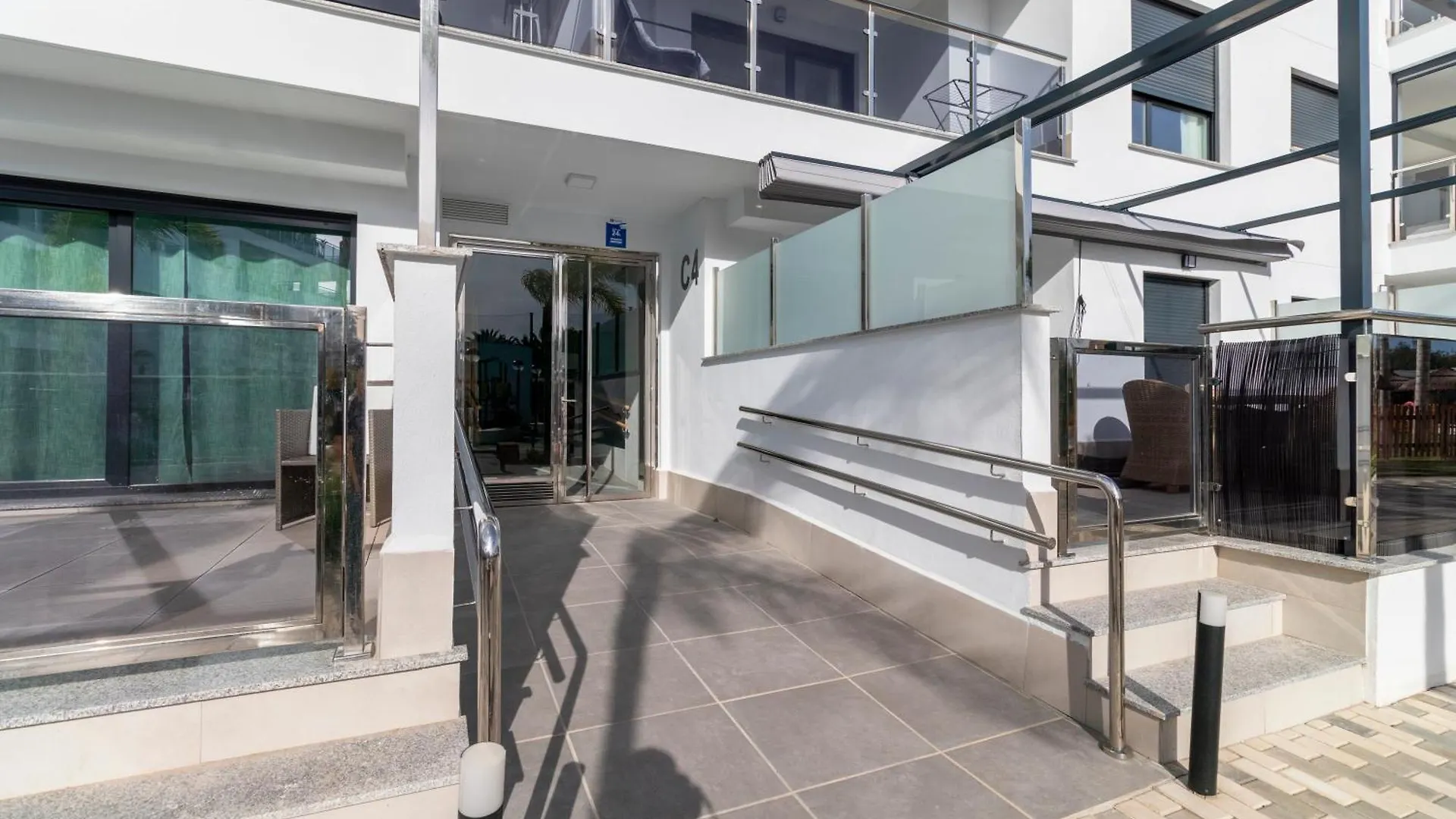 Rentitspain Apartamento En Aguacate A Minutos Del Golf Motril