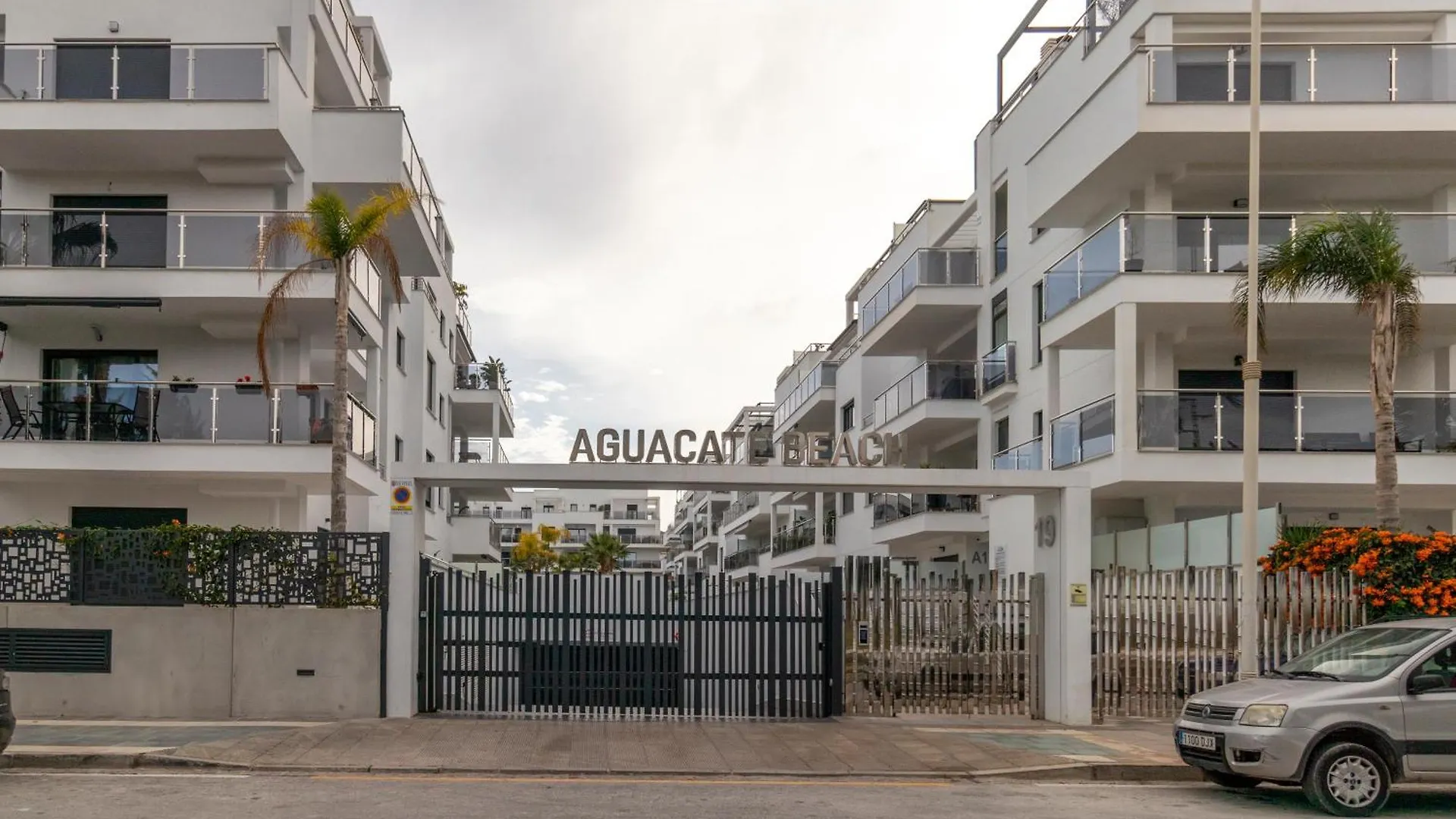 Rentitspain Apartamento En Aguacate A Minutos Del Golf Motril