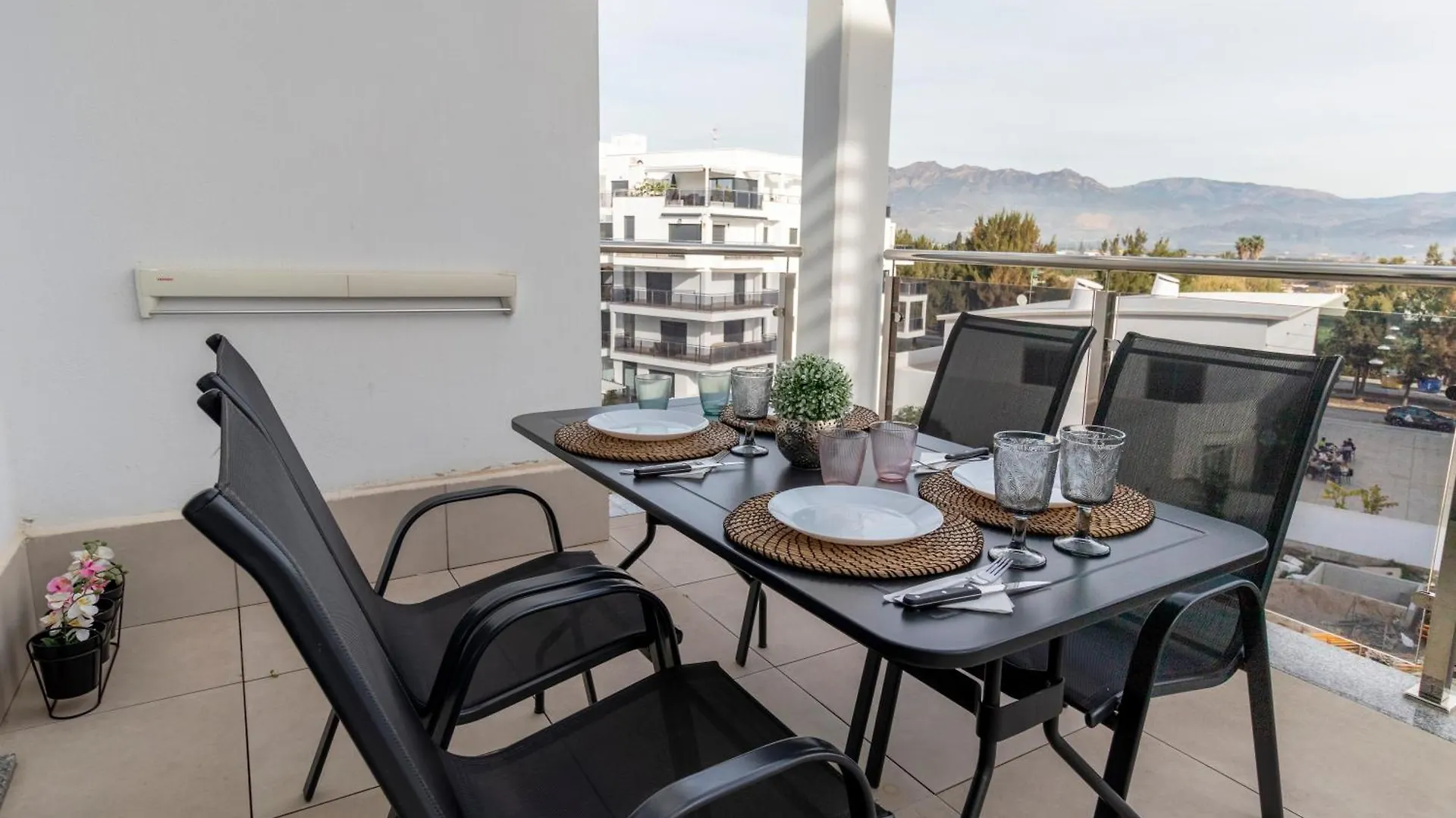 Rentitspain Apartamento En Aguacate A Minutos Del Golf Motril 0*,  España