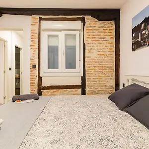 https://dendarikale-old-town-by-next-stop-bilbao.sansebastianhotels.net
